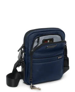 ALPHA Crossbody Medium