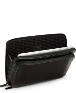 NASSAU Laptop Portfolio